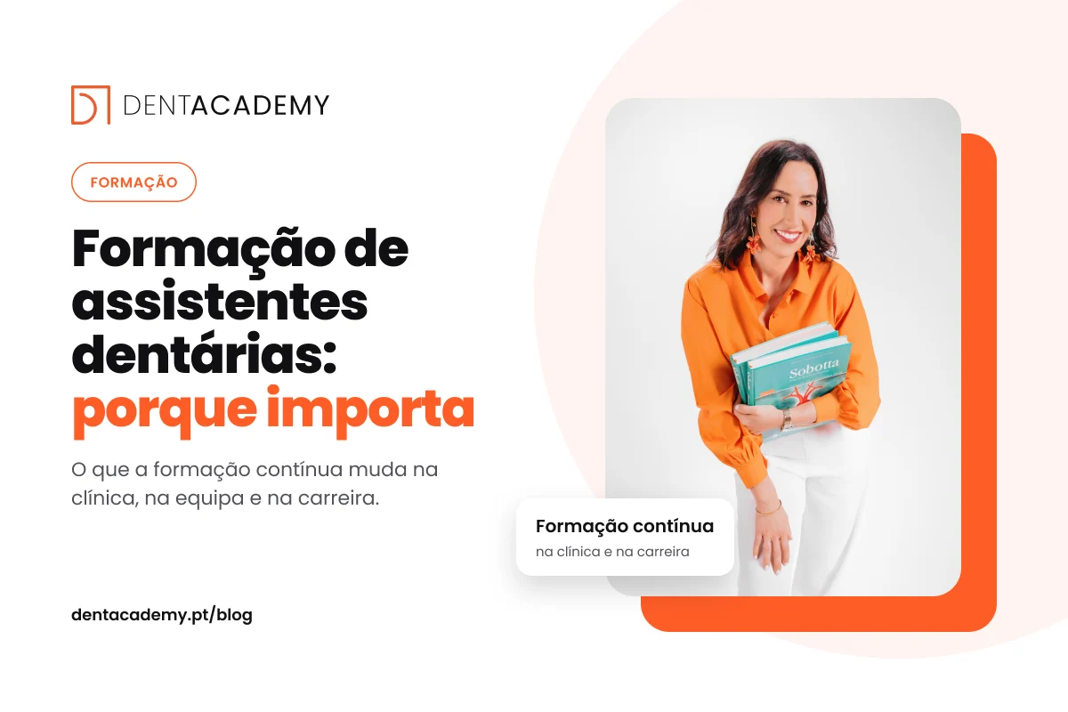 Capa do artigo Formação de assistentes dentárias: porque importa, com a Dra. Mariana Oliveira a segurar livros de estudo